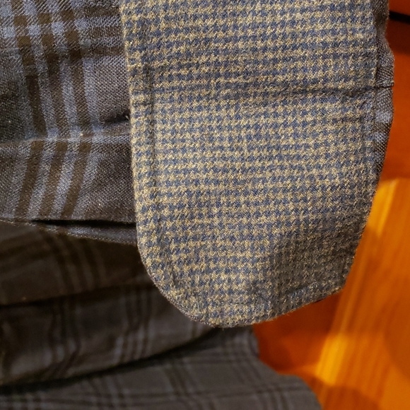 EUC UNTUCKit XXXL Shirt - Picture 5 of 7